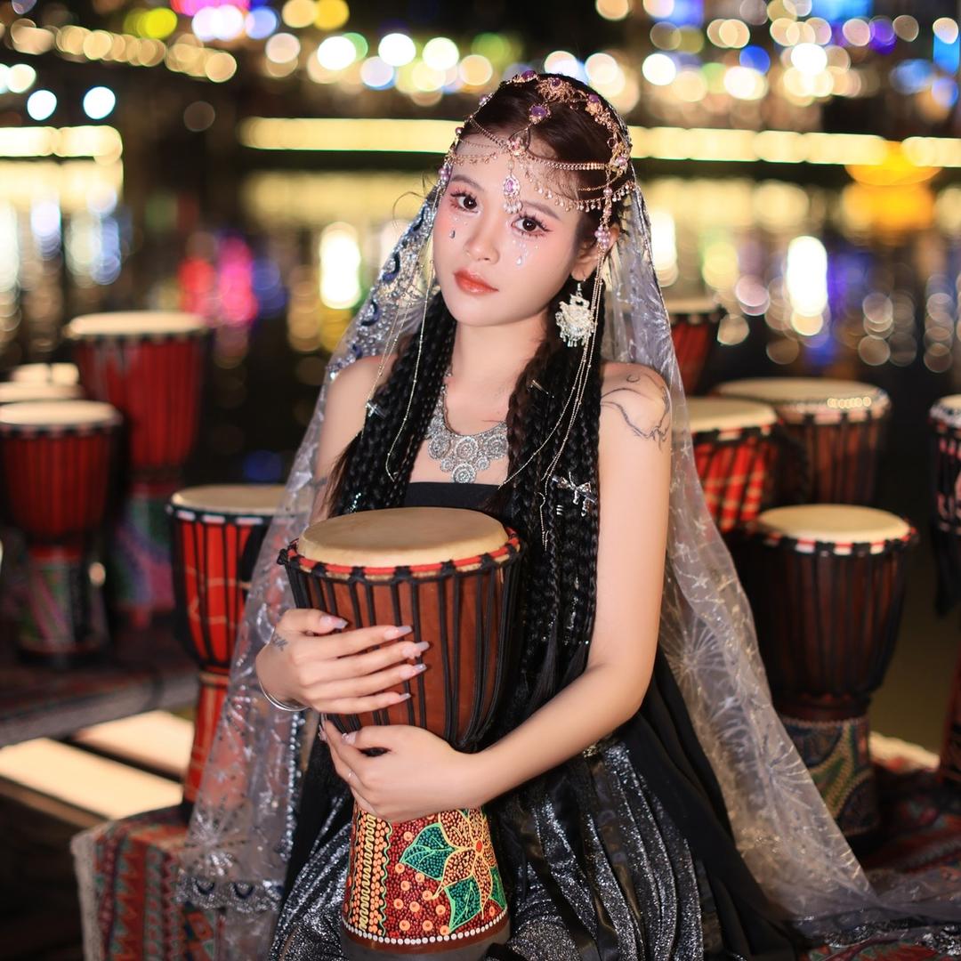 瑶瑶苛岌