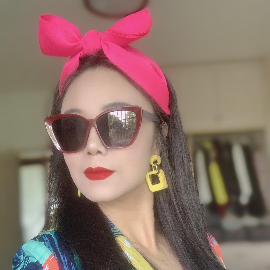 红牛妹妹