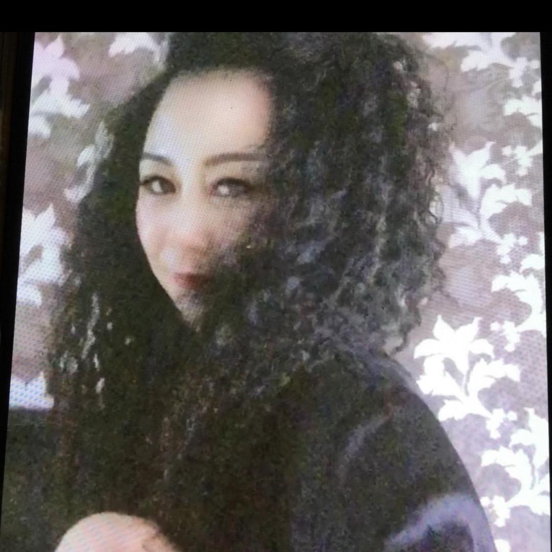 黑玫瑰捡瓶子