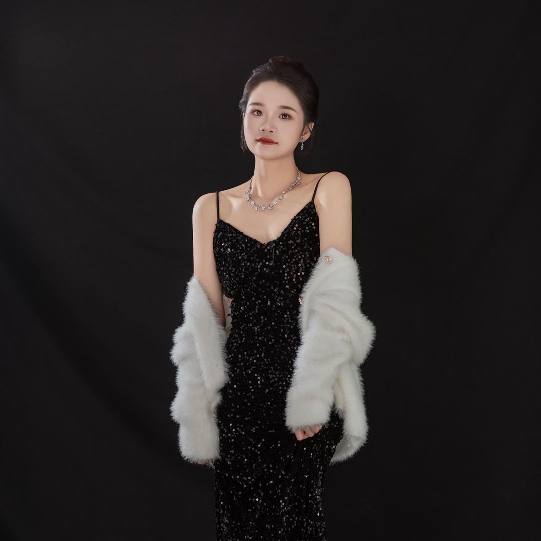 小柒