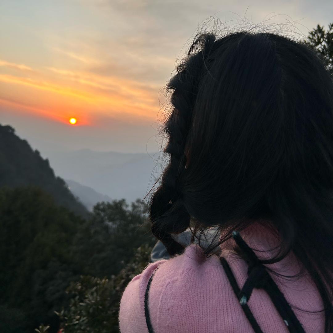 疯狂房产人丽丽