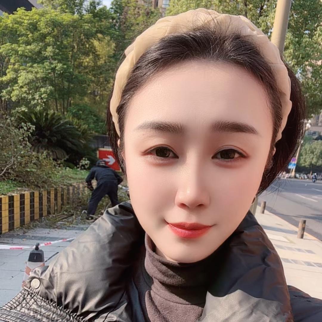 🏃🏿‍♀️‍➡️我叫李财迷