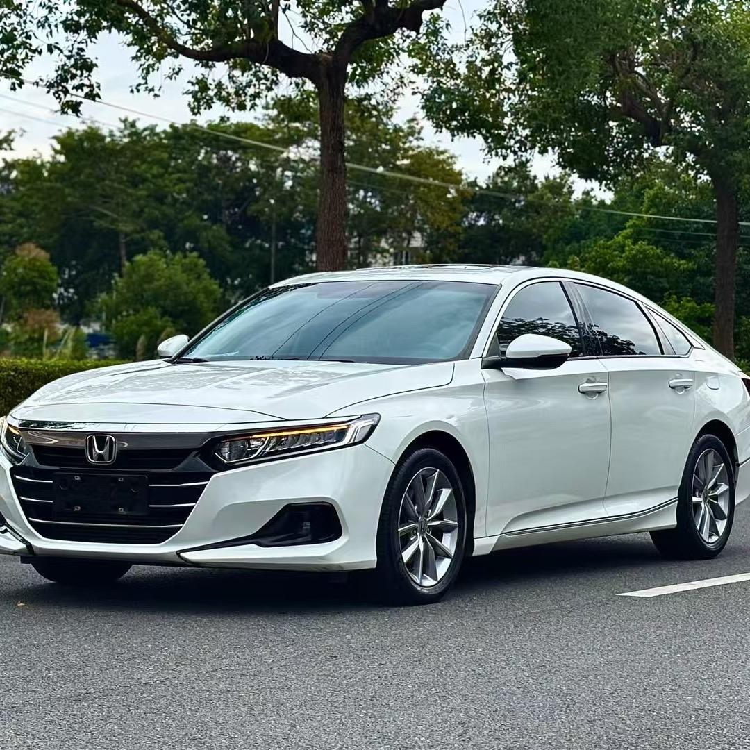 粤豪二手车-小杜