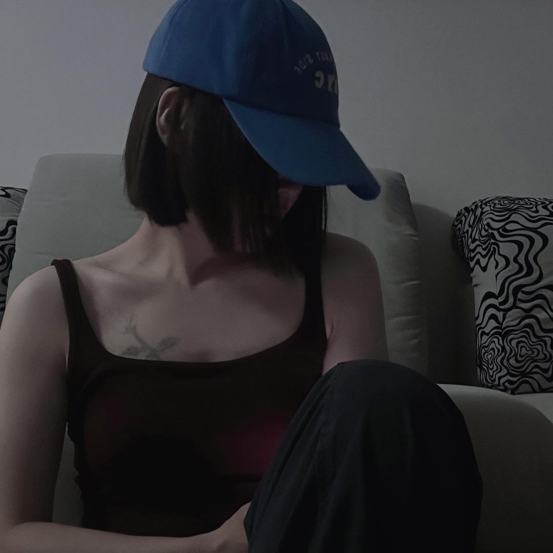 娜比.