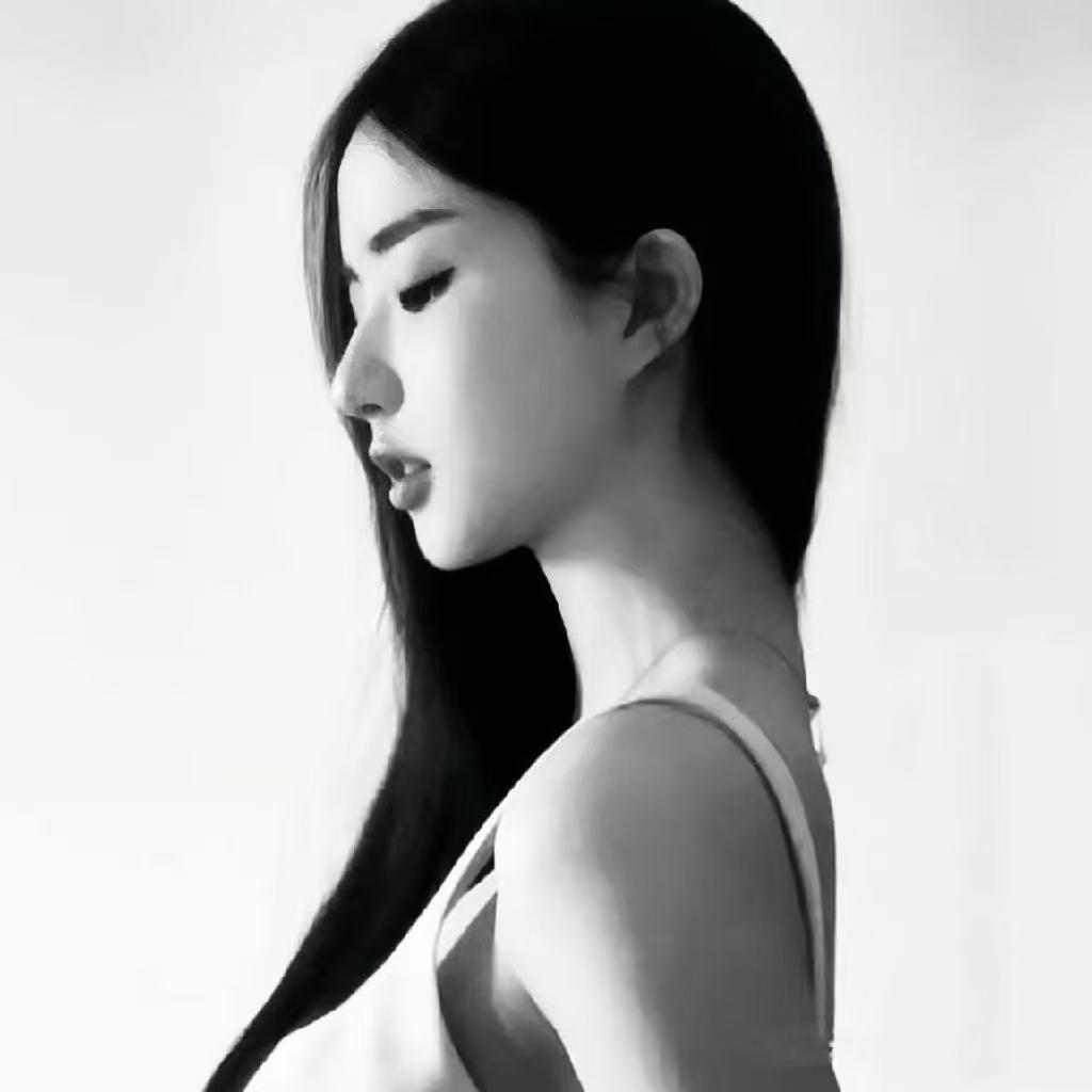 菜菜子.