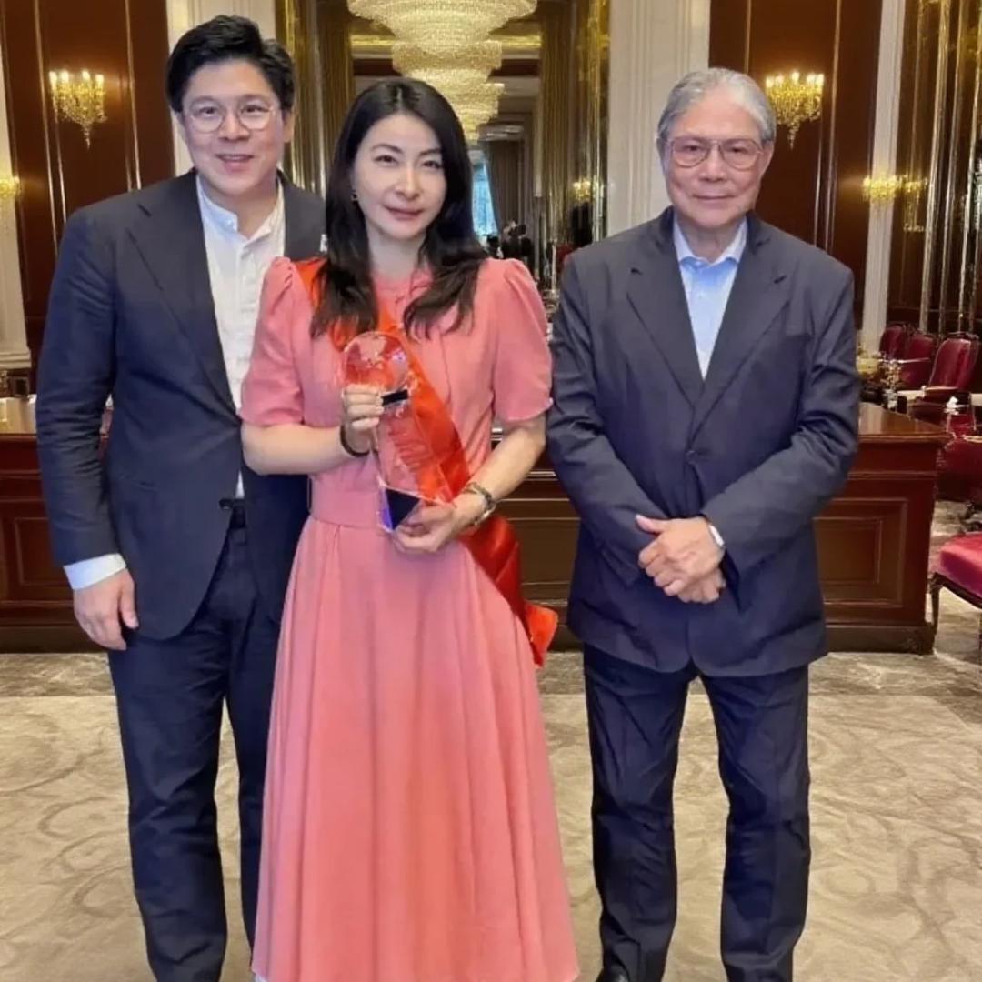 一缕中国红🇨🇳