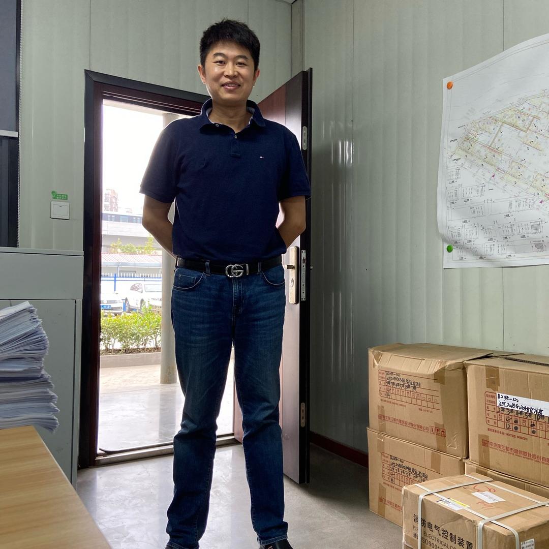 葛大爷　　   　　　　　　　　🪳