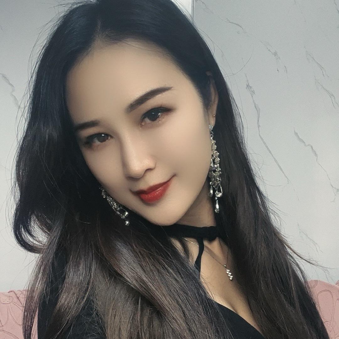 苗苗．