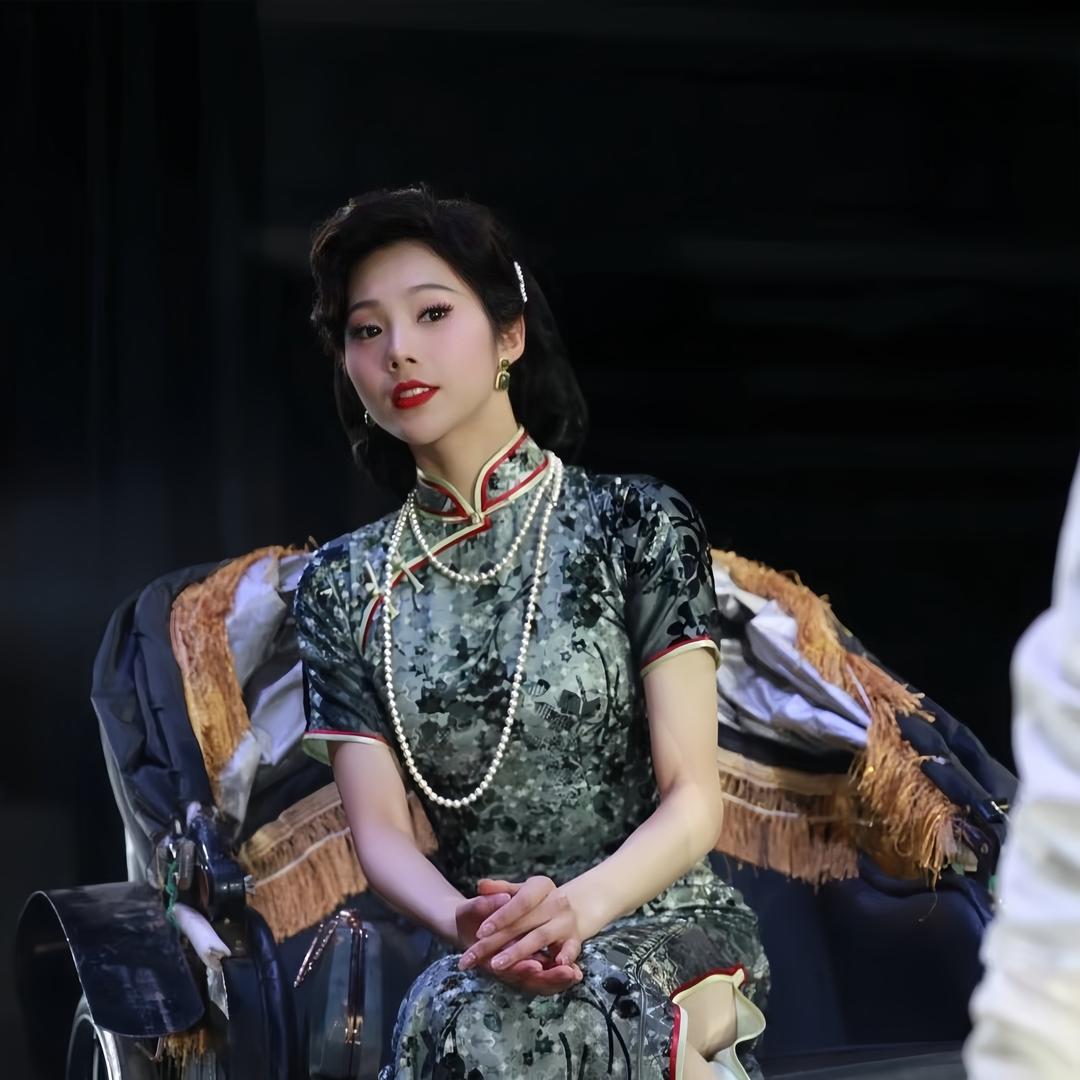 绍野演出《寻她芳踪·张爱玲》专场