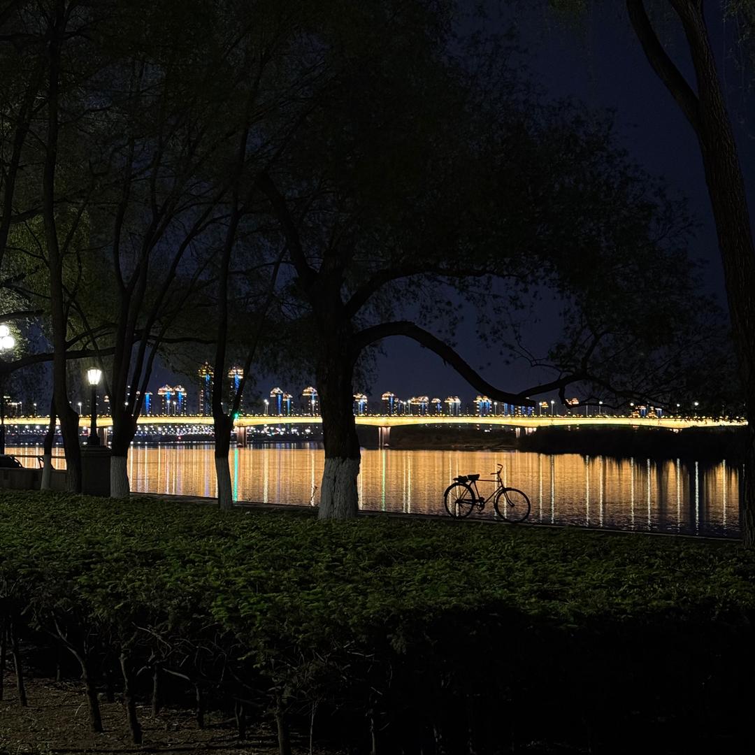 正人君子吴大牛