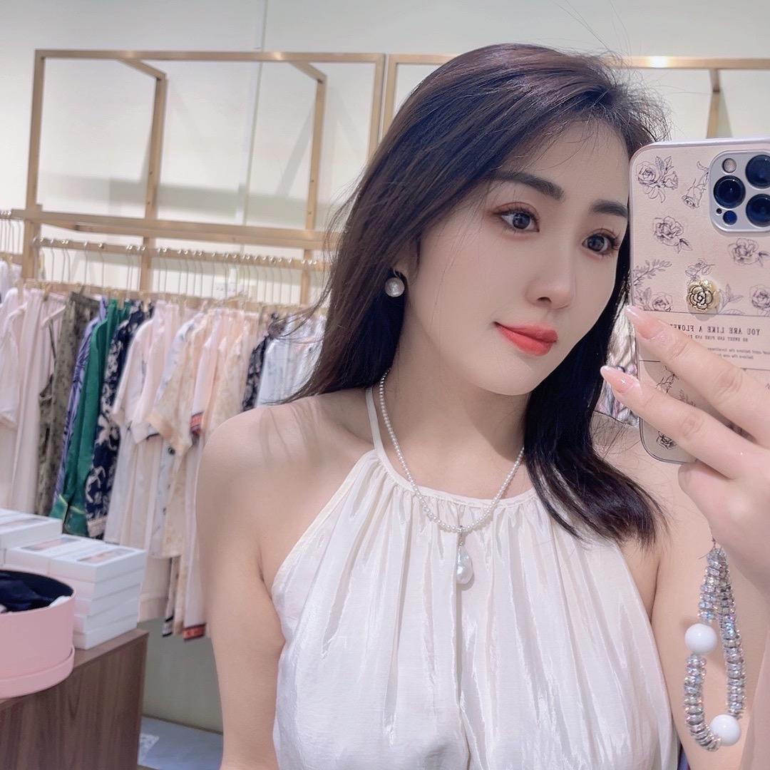 杜娟女装