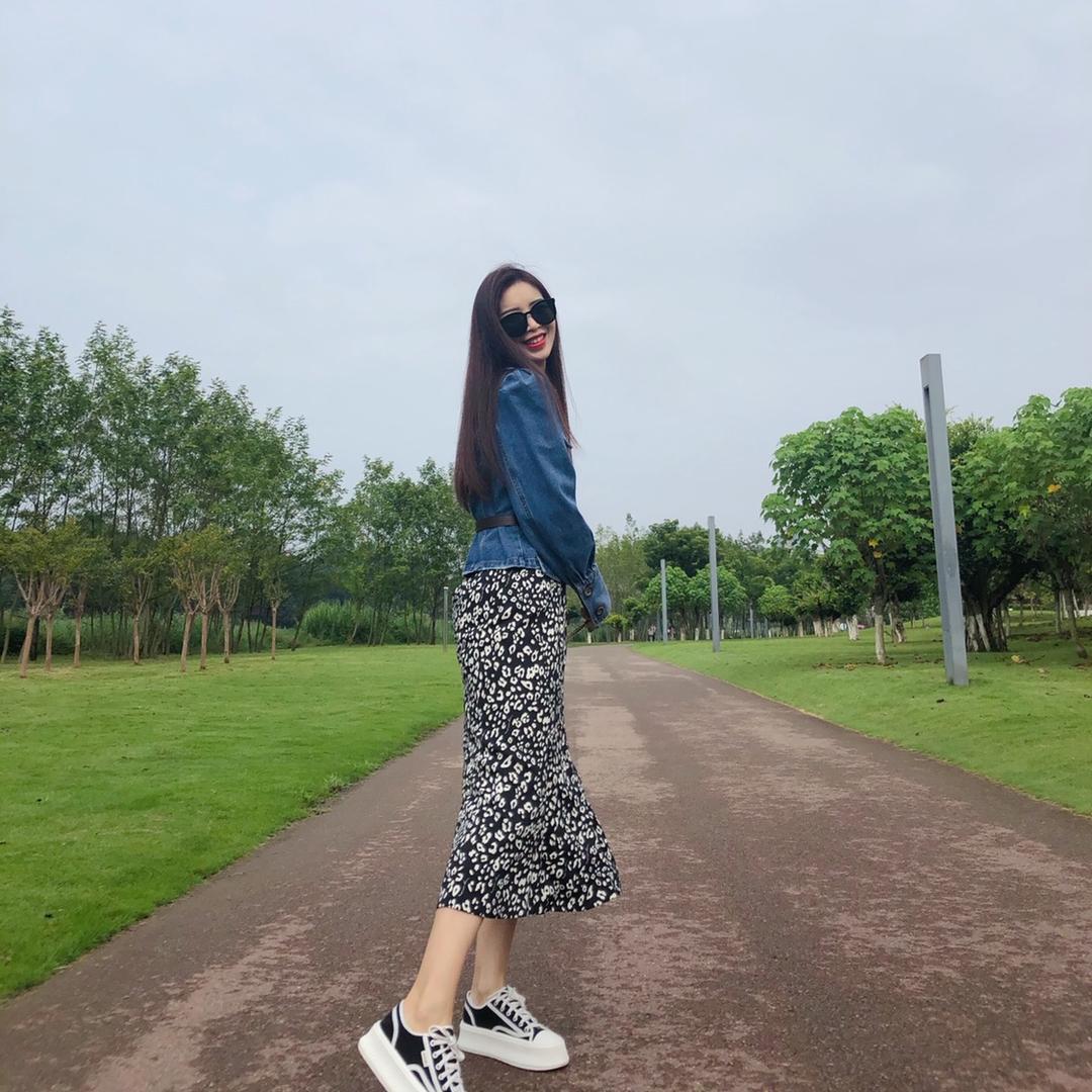 邛崃市T T服饰