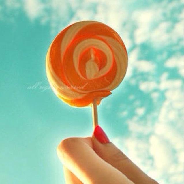 yoyo  ฅʕ•̫͡•ʔฅ  Sky