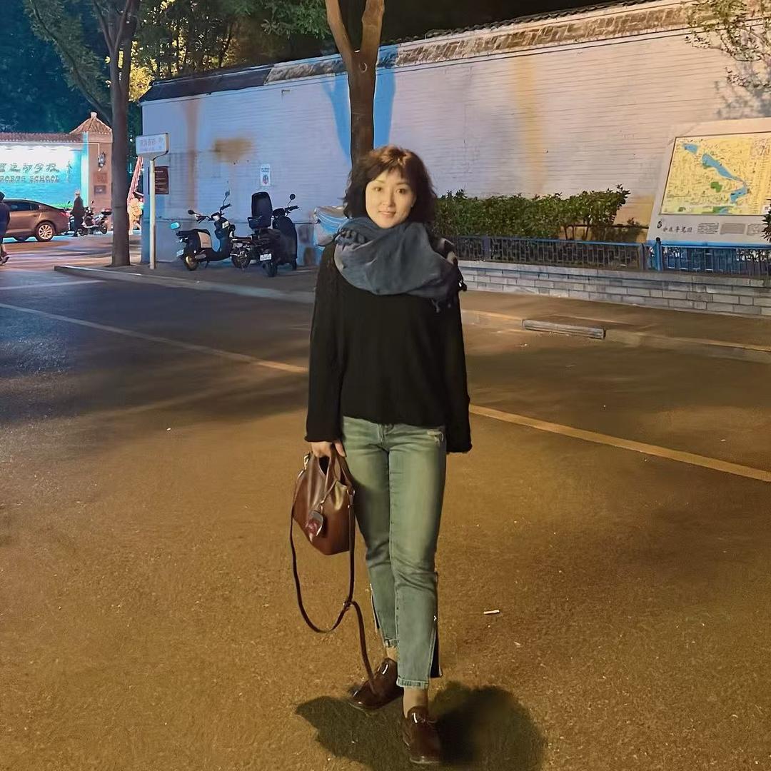 北京 开鲁卧铺客车 英子