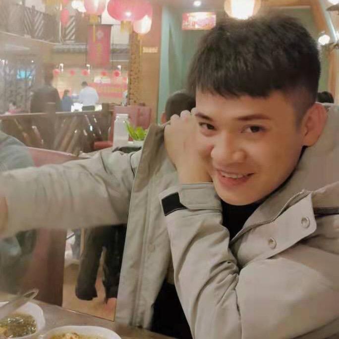 黄進