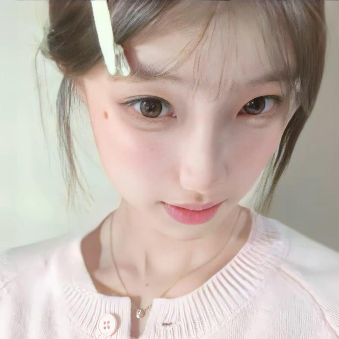 .草莓小馒头🎀