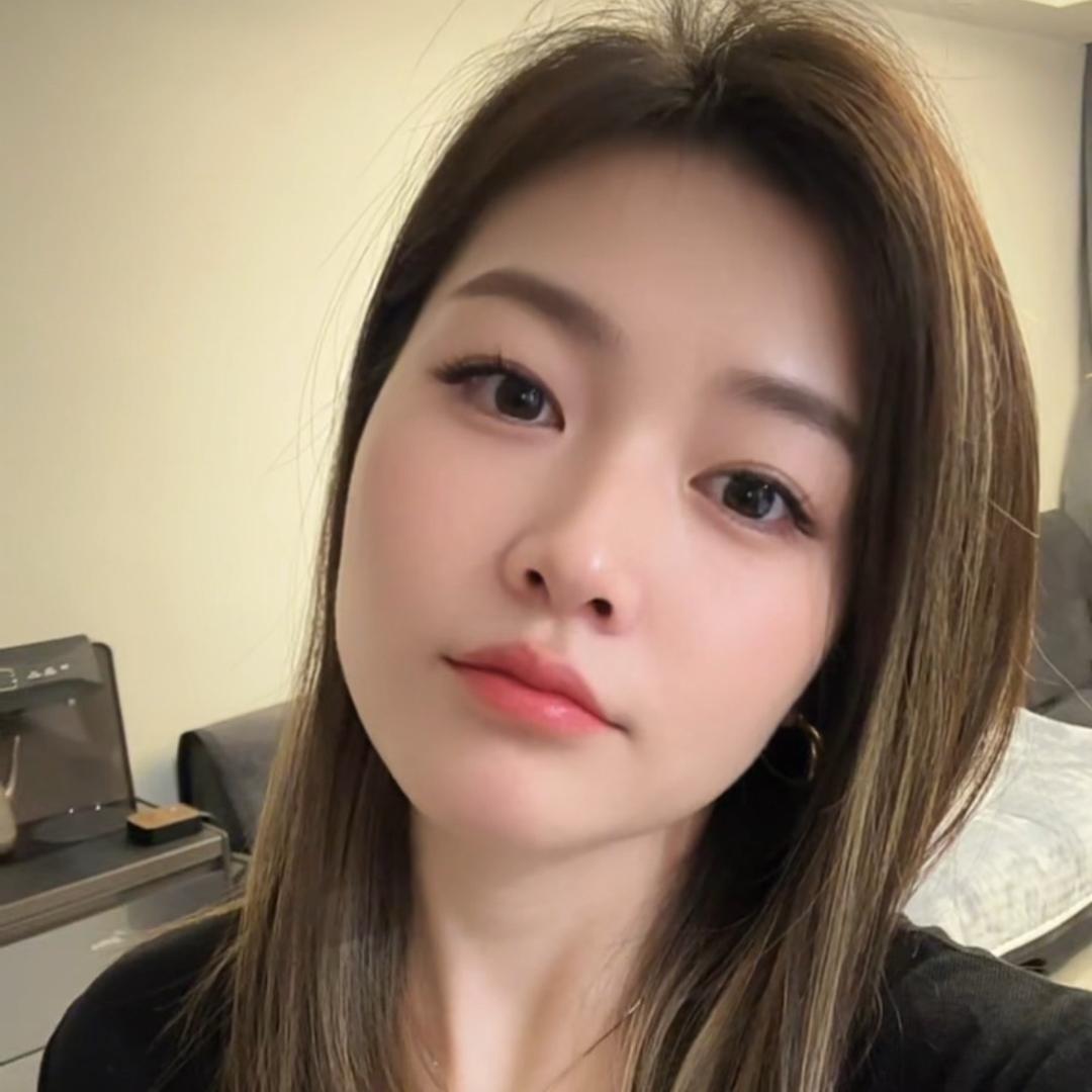 大鹅🦢.