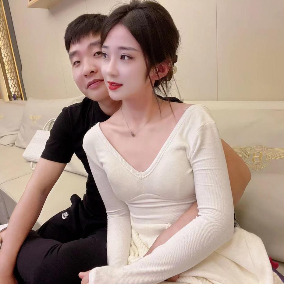 倩倩.黑豪