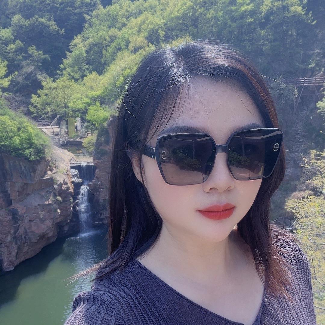 烟酒店老板娘🌹