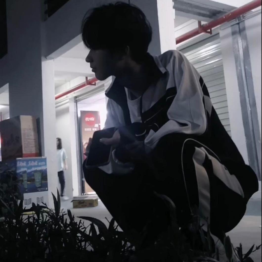 Yr