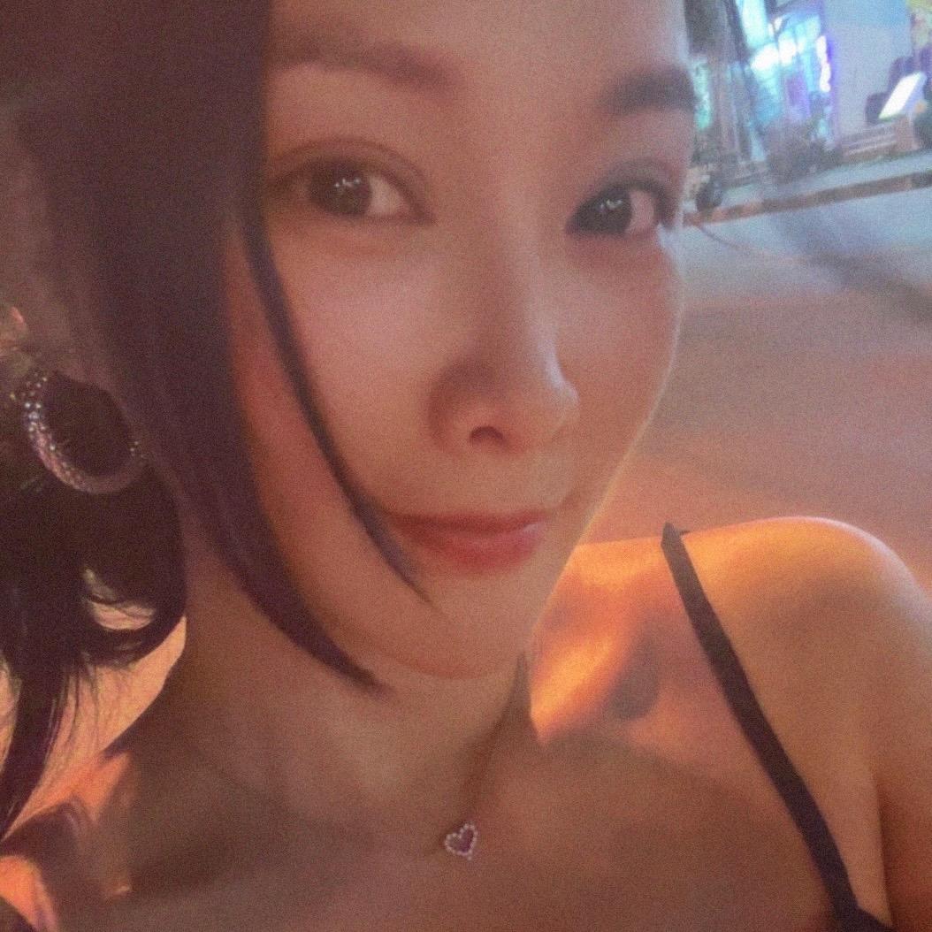 莹：）