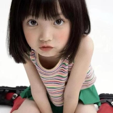 . 欣然 .