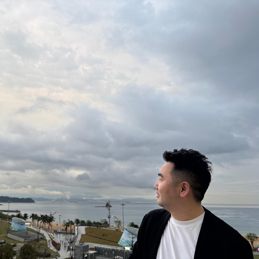 居然胡英俊