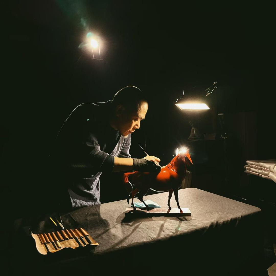 阎贝——戗金漆器髹饰技艺