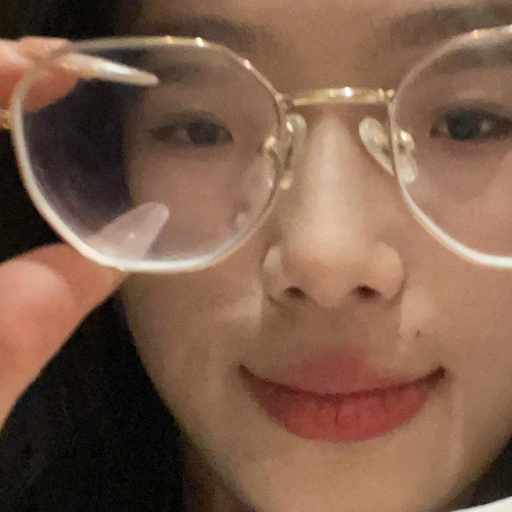 素质堪忧橙女士