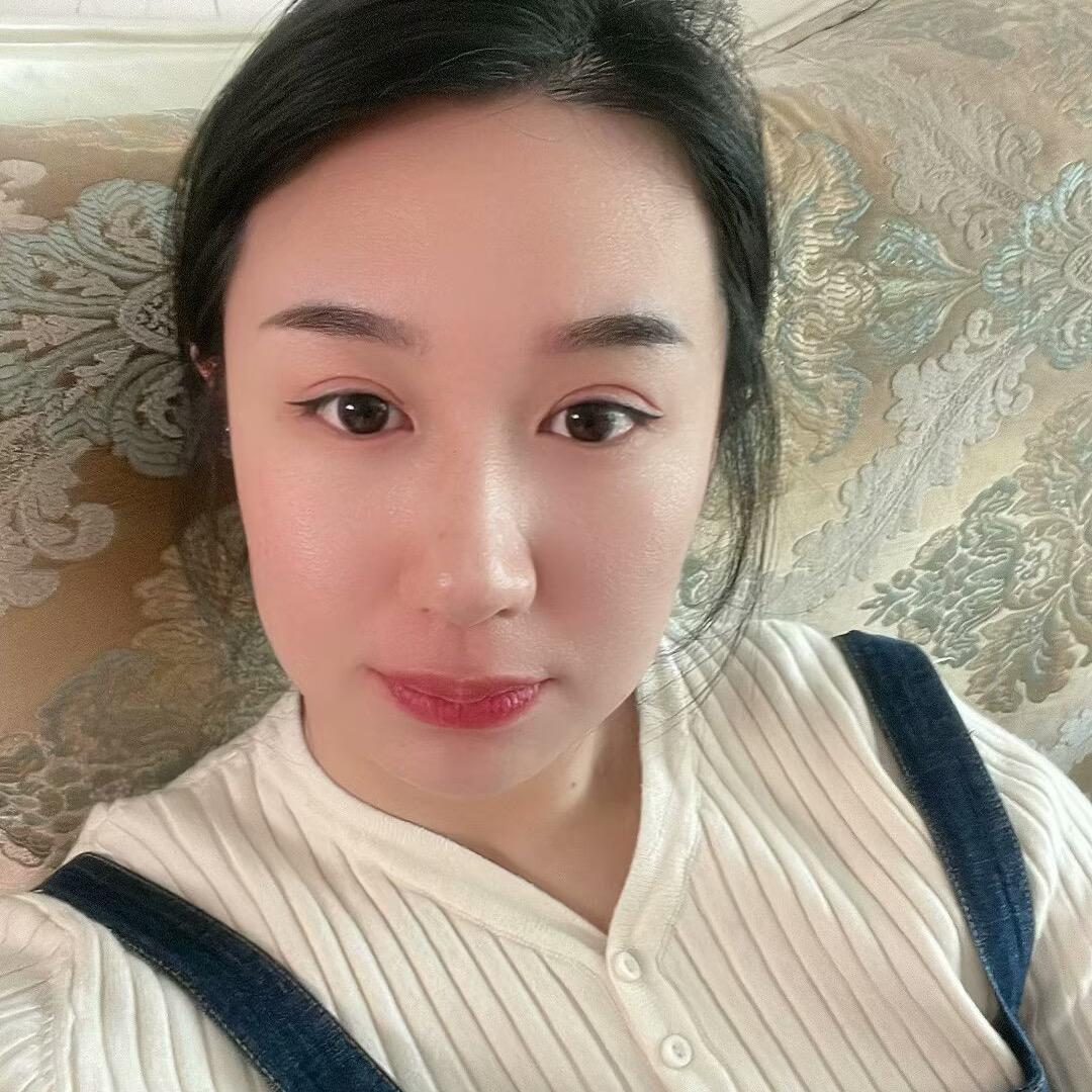 130斤的小琳（微胖定制）