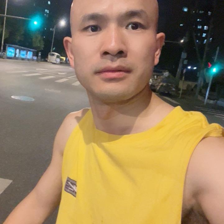 游泳体适能私人教练王威