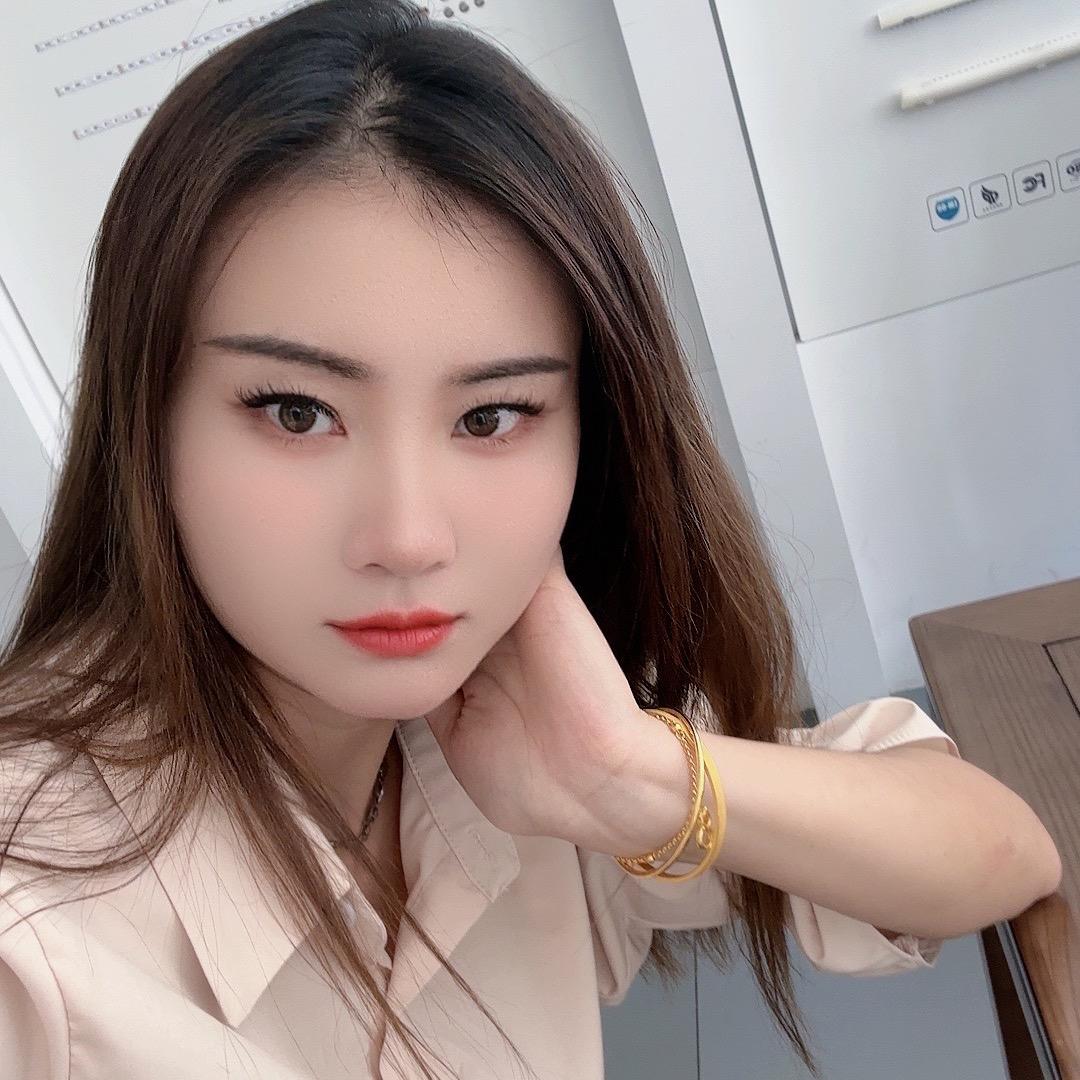 卖灯的丫头