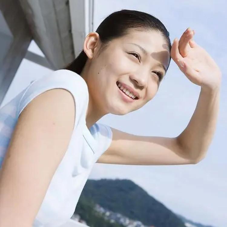 平诺贸易商行