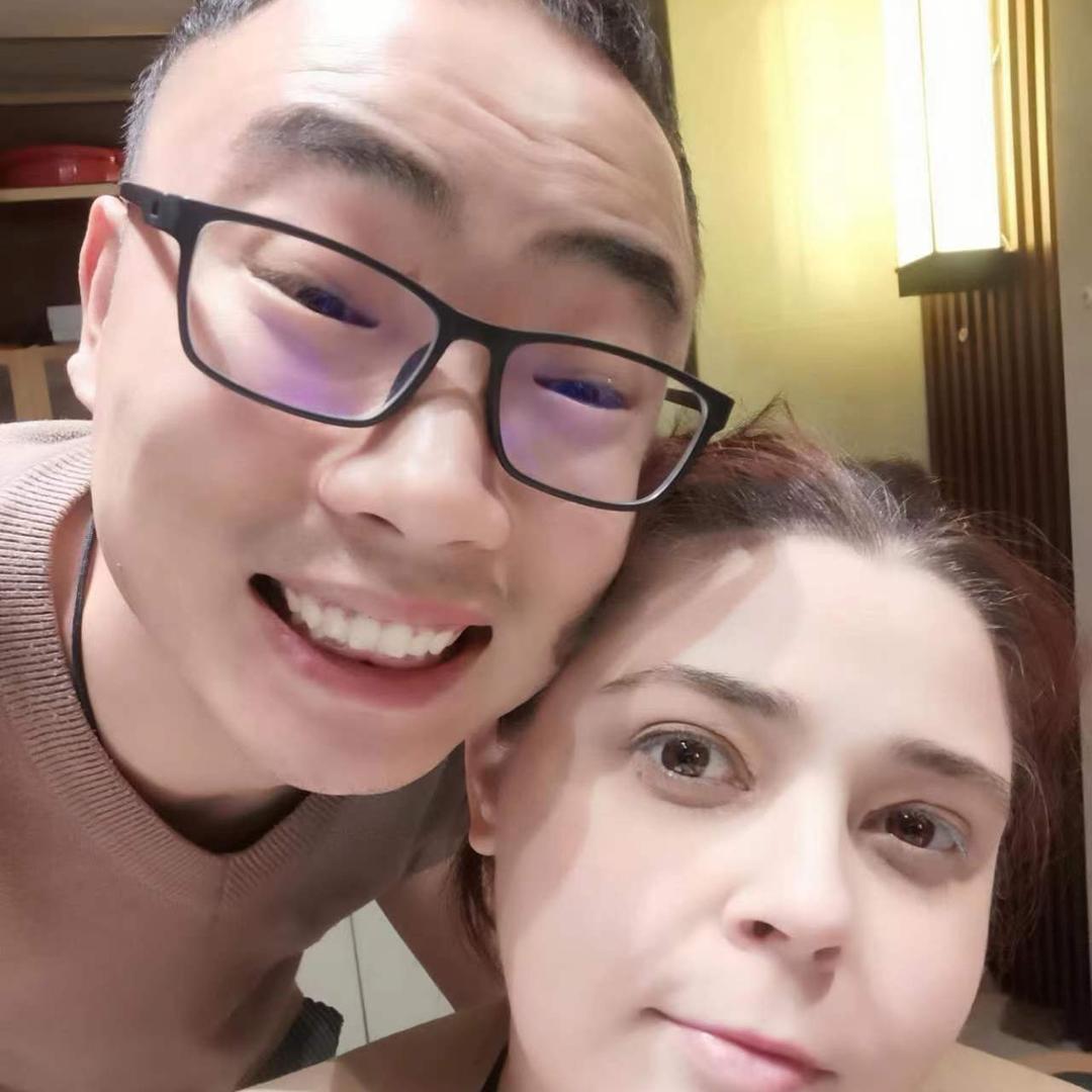 安波儿大琪和洛根