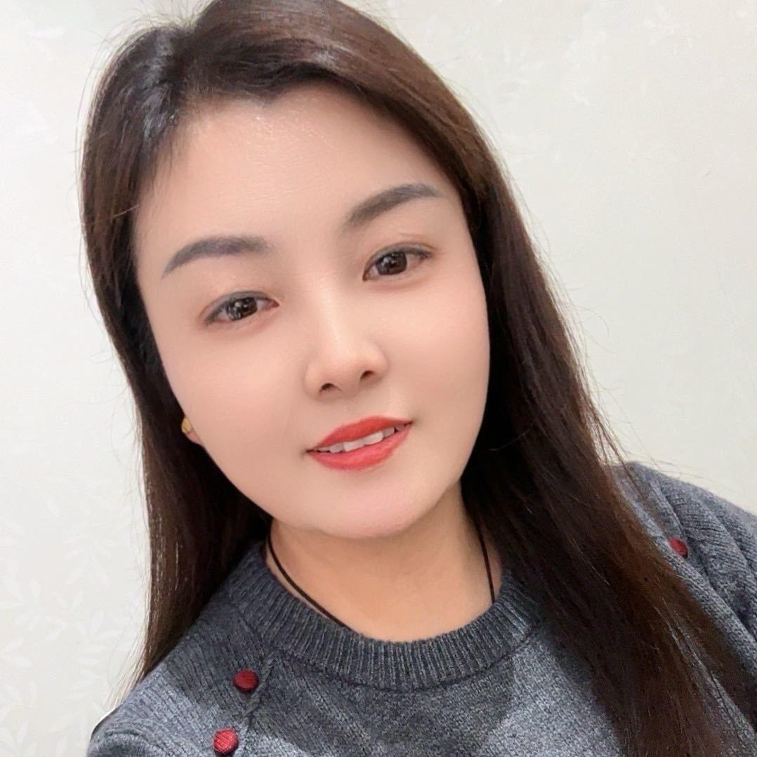 莹莹（闫庄莹莹女装）