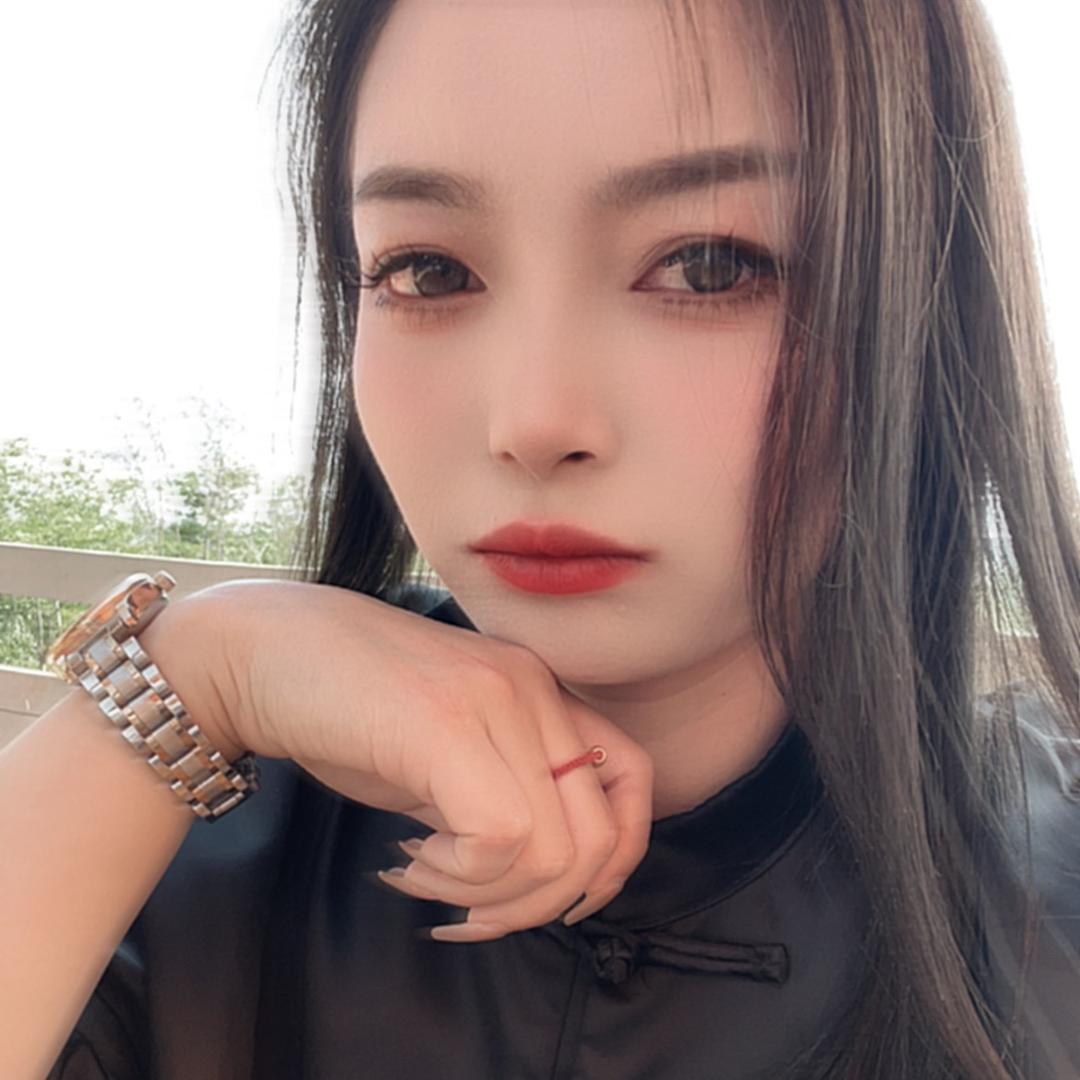 婷婷。