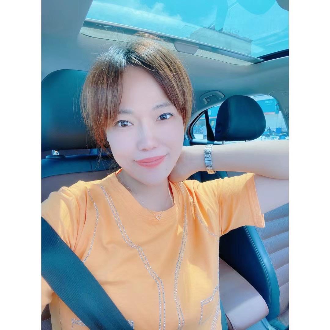 纤姿女装美容季桥镇🥰