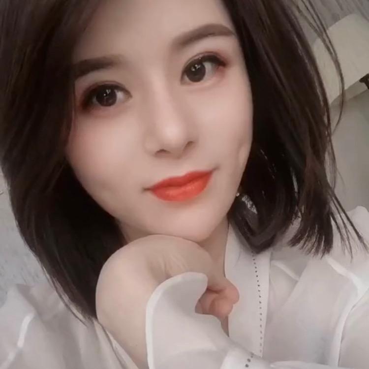 轻奢时尚服饰