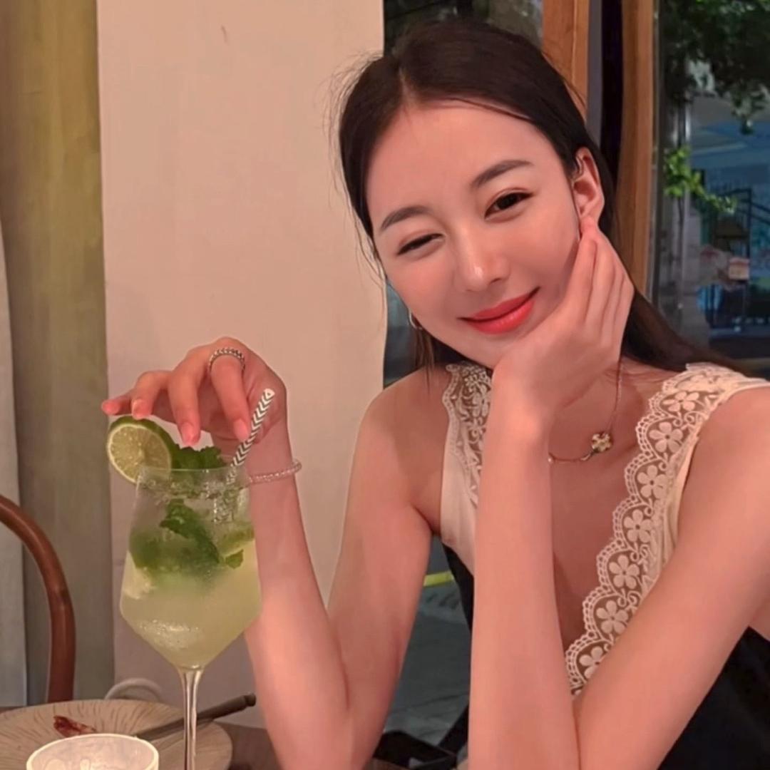 小龙女lmx