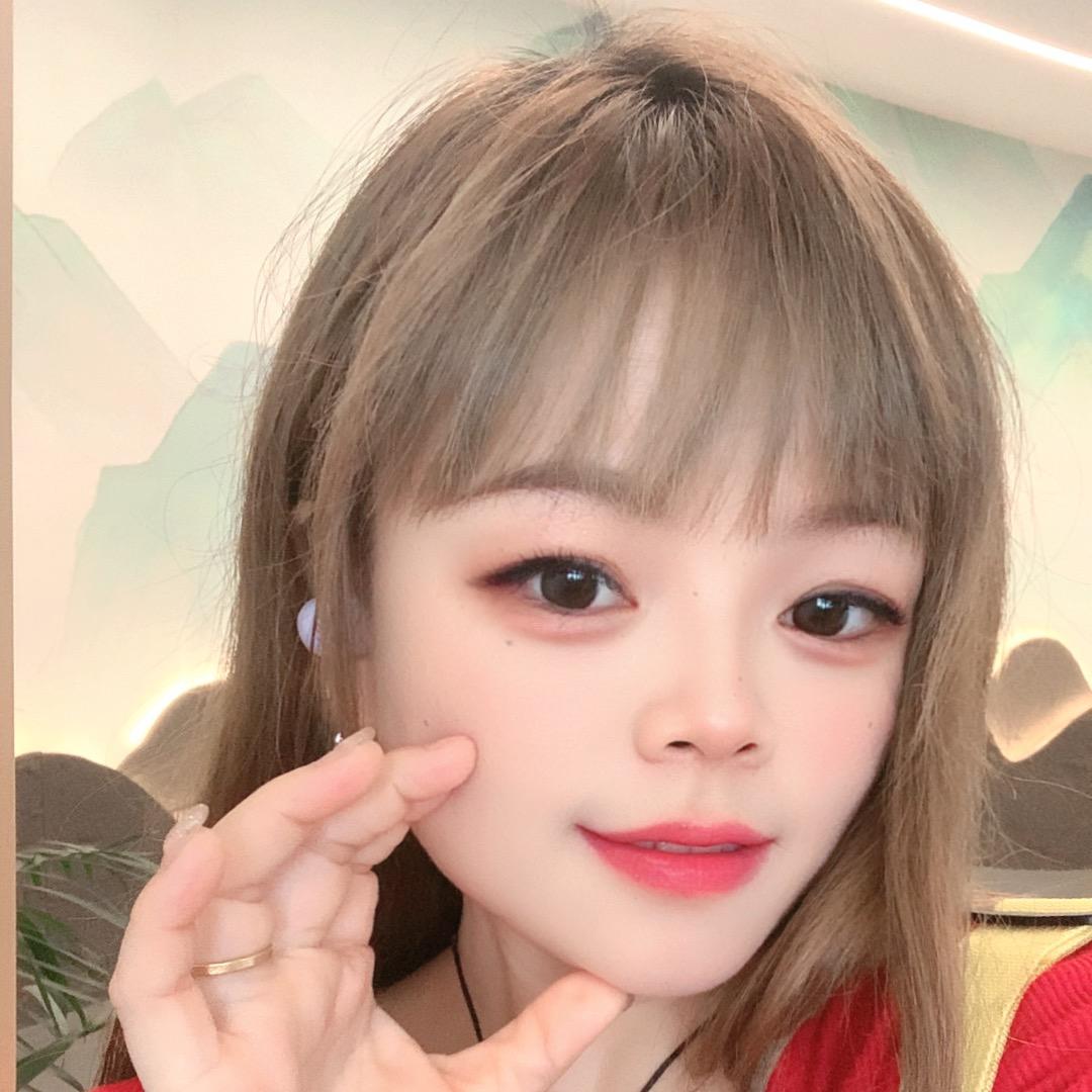 ๑҉: ①杯冰美式🫰