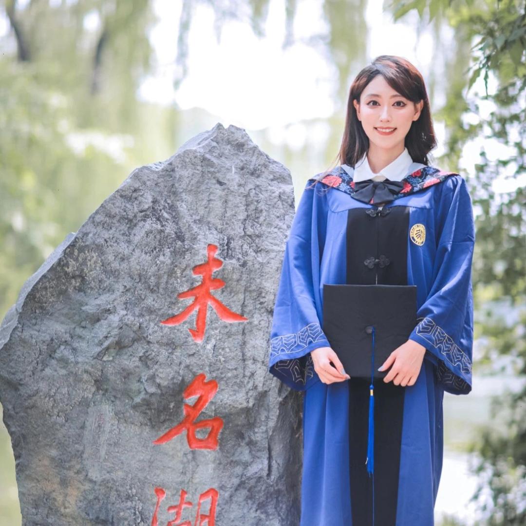 北大青青老师
