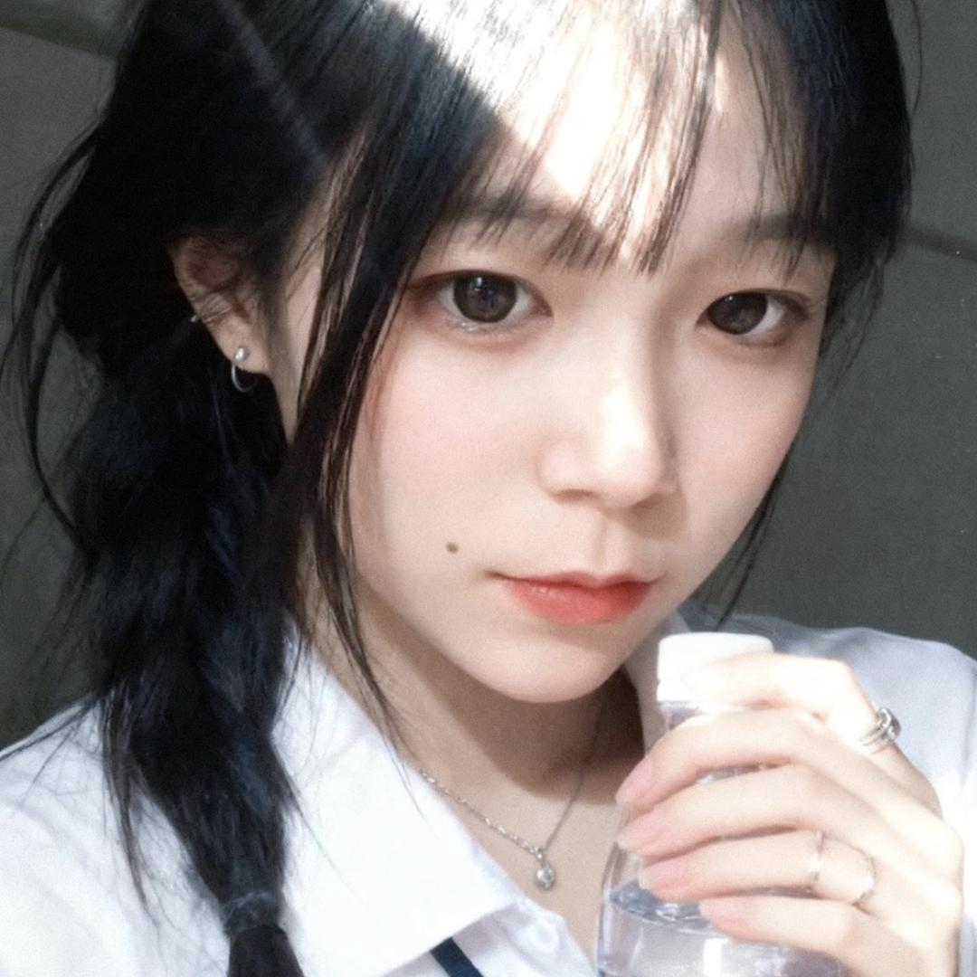 莹莹吖(重生版)