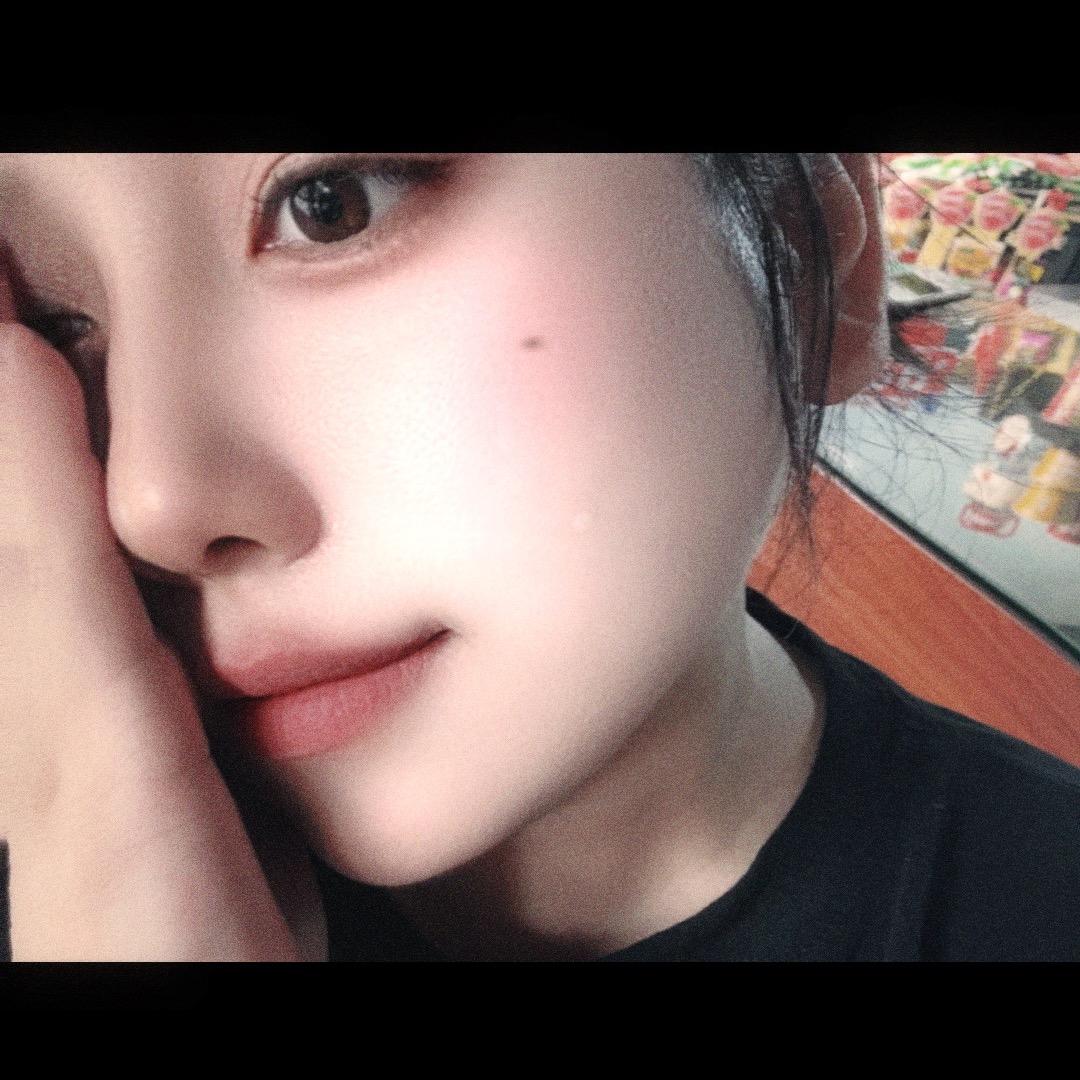 李     想很丰满