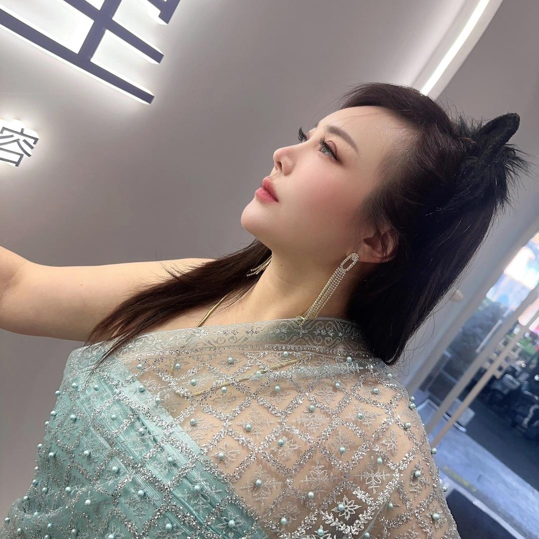 红红