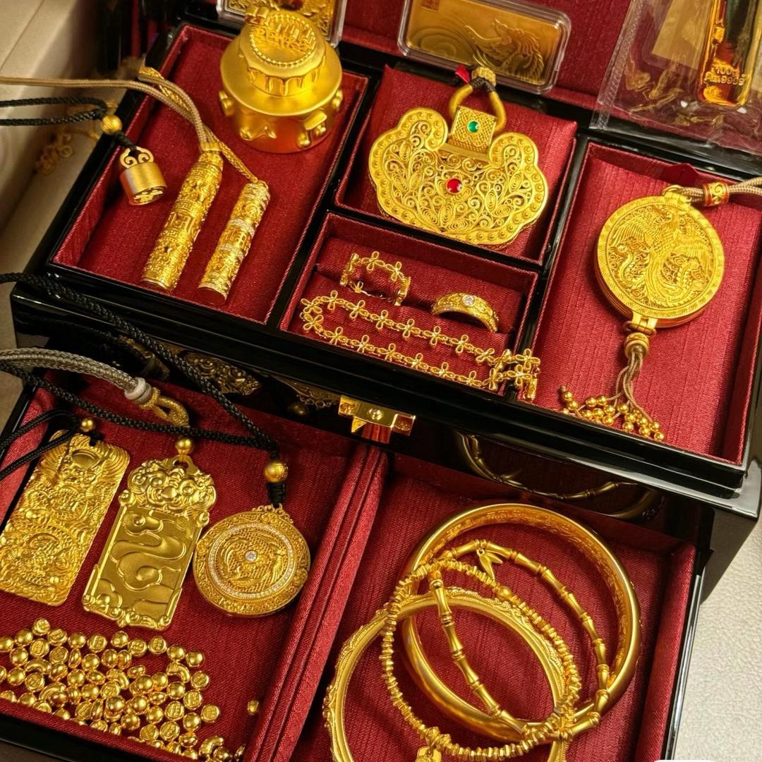 梁老板水贝珠宝一店