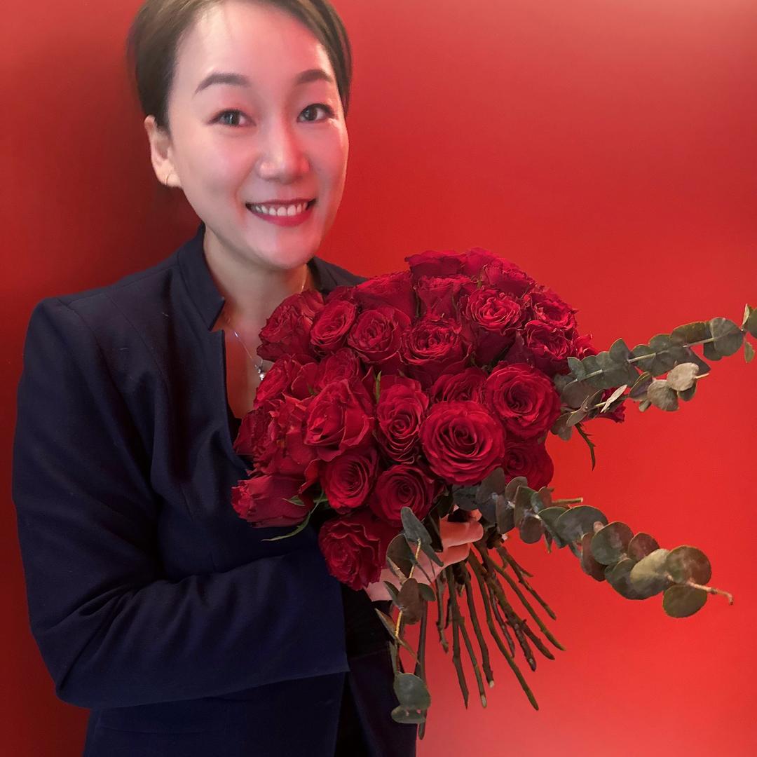 靓虾二哥深业店小琴