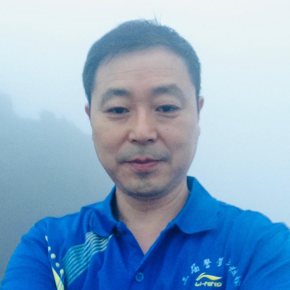 蔡先生：爱拍美景爱分享