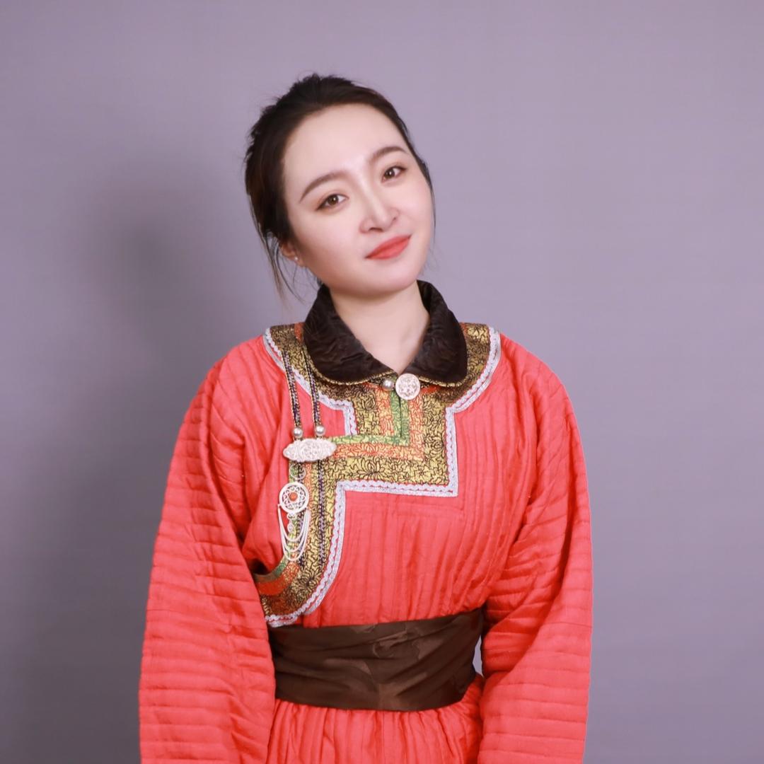 鹿博士教蒙古语