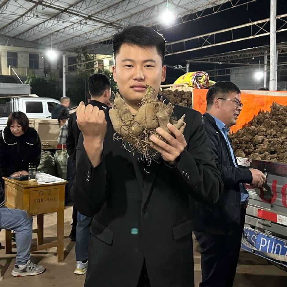 小飞地产