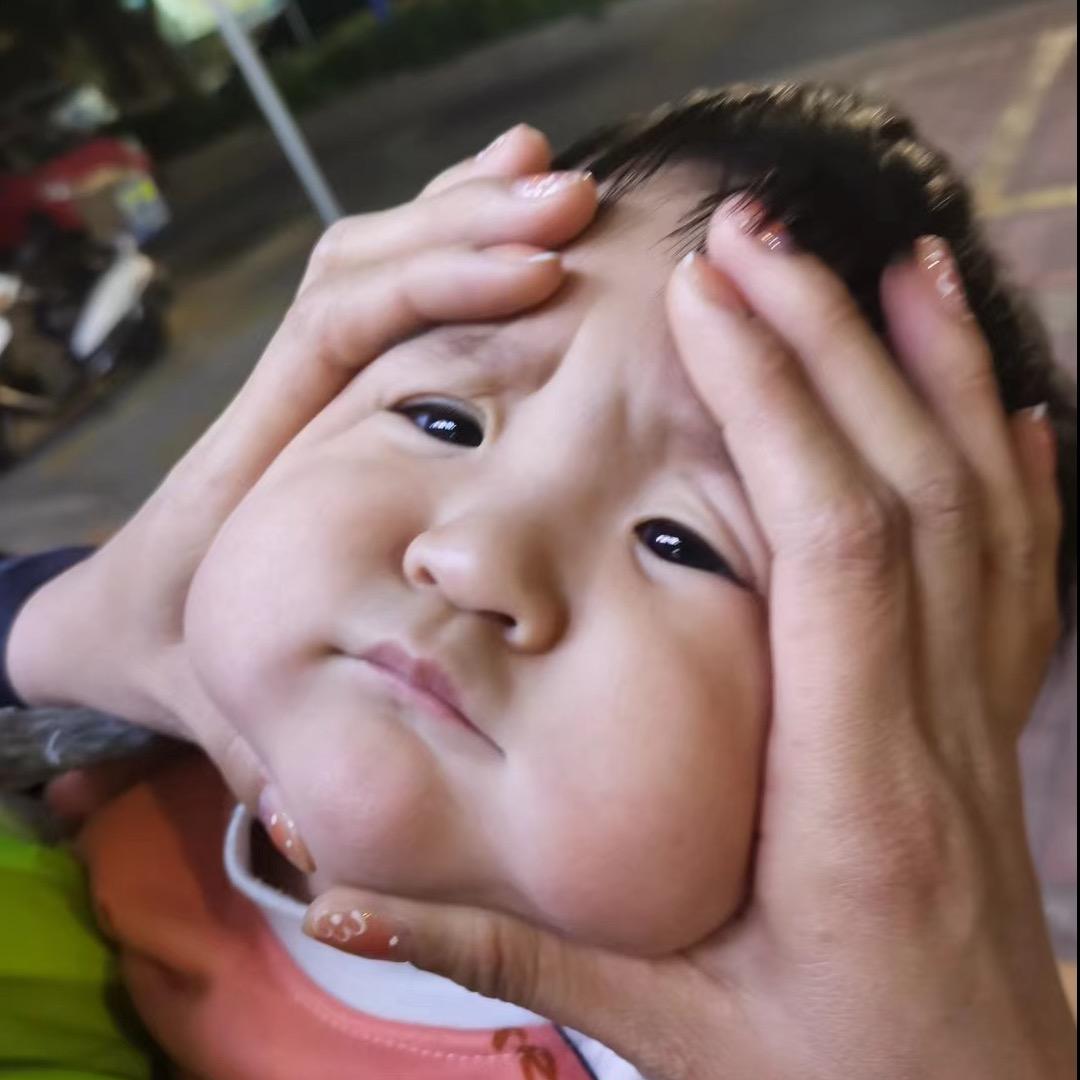 是小六月吖